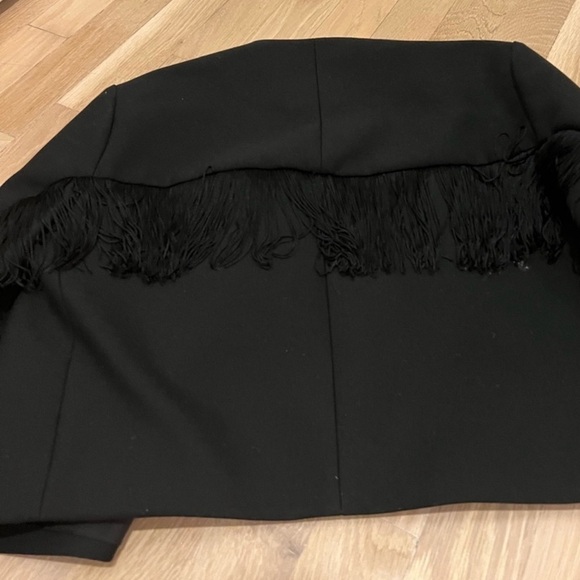 Maje cropped women’s blazer with fringe - Picture 12 of 14
